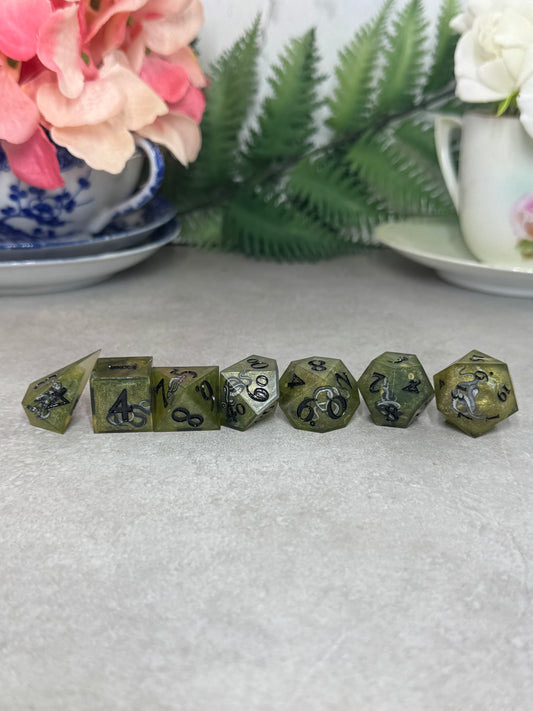 Opheodrys | 7 Piece Polyhedral Dice Set