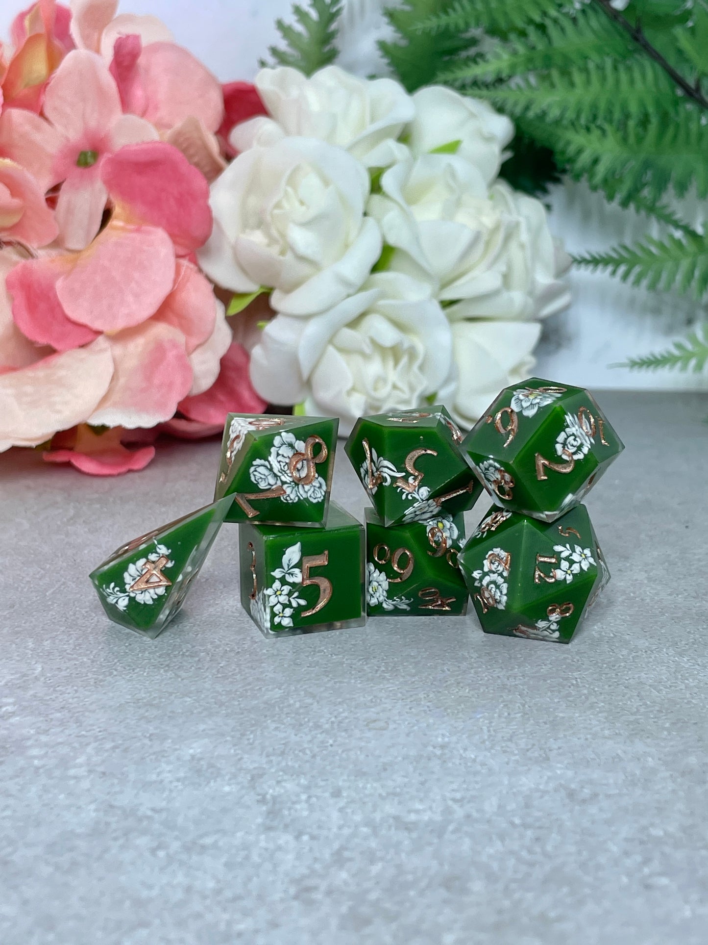 Moss | Filigree Dice | 7 Piece Polyhedral Set