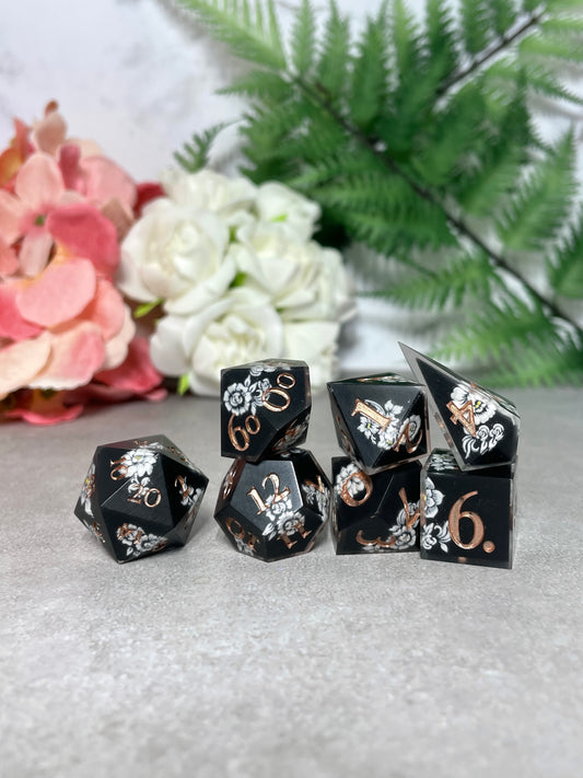 Black | Filigree Dice | 7 Piece Polyhedral Set